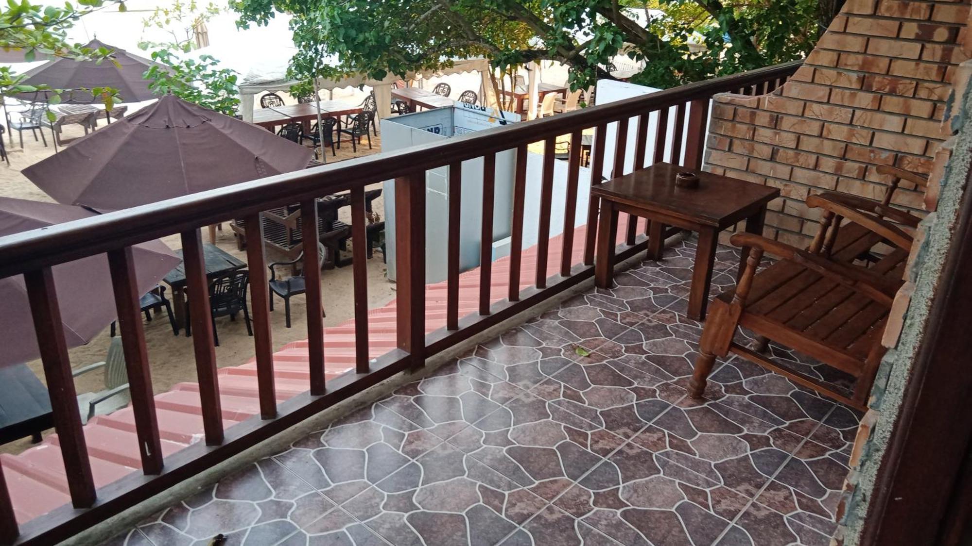 Wave Beach Resort Унаватуна Номер фото