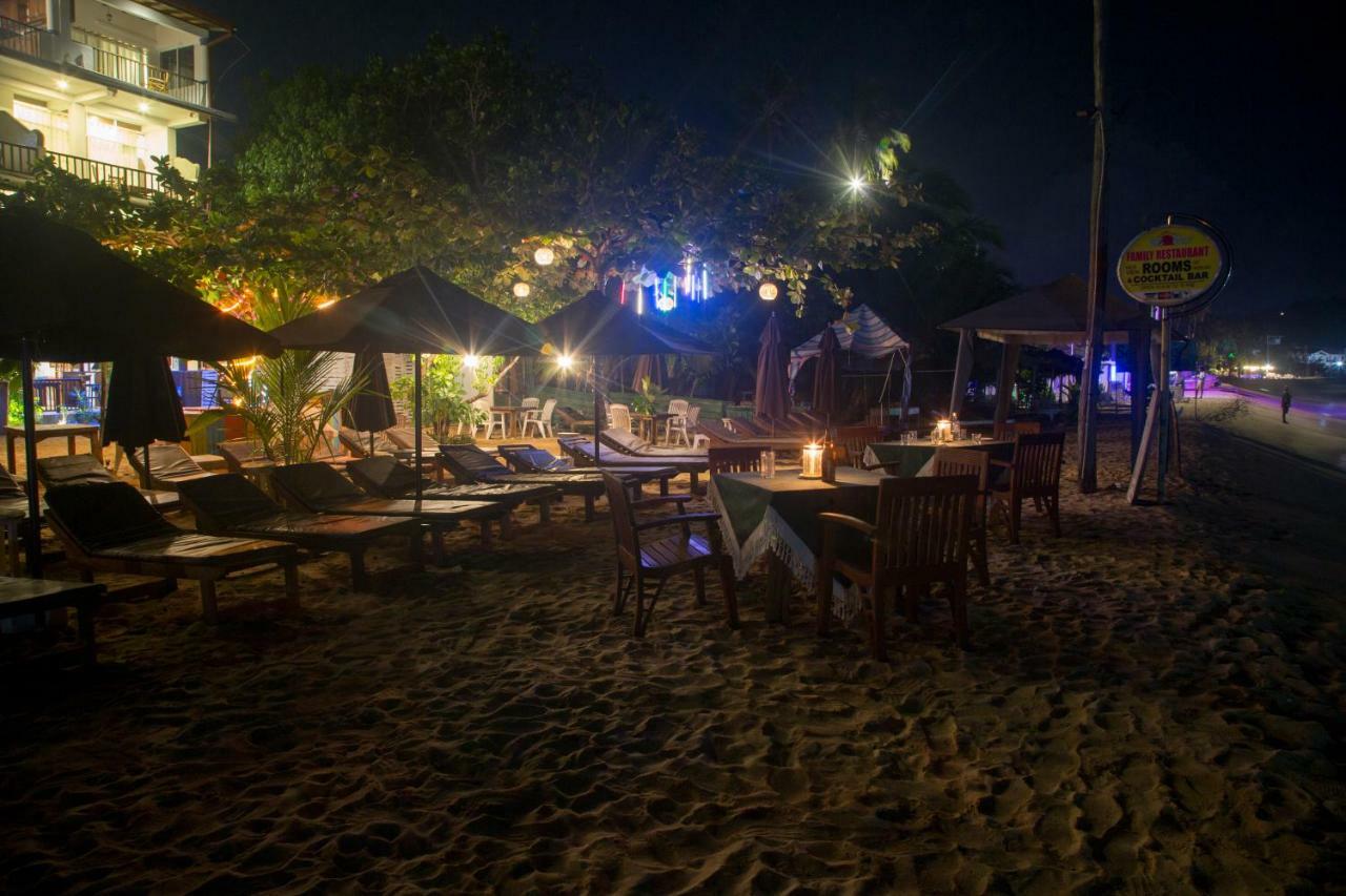 Wave Beach Resort Унаватуна Экстерьер фото