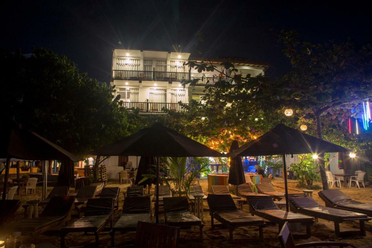 Wave Beach Resort Унаватуна Экстерьер фото