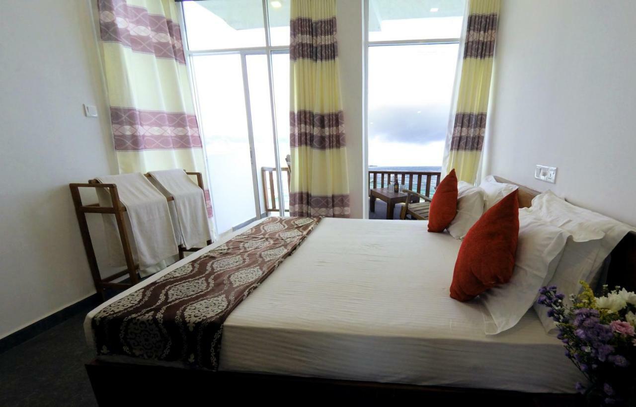 Wave Beach Resort Унаватуна Экстерьер фото