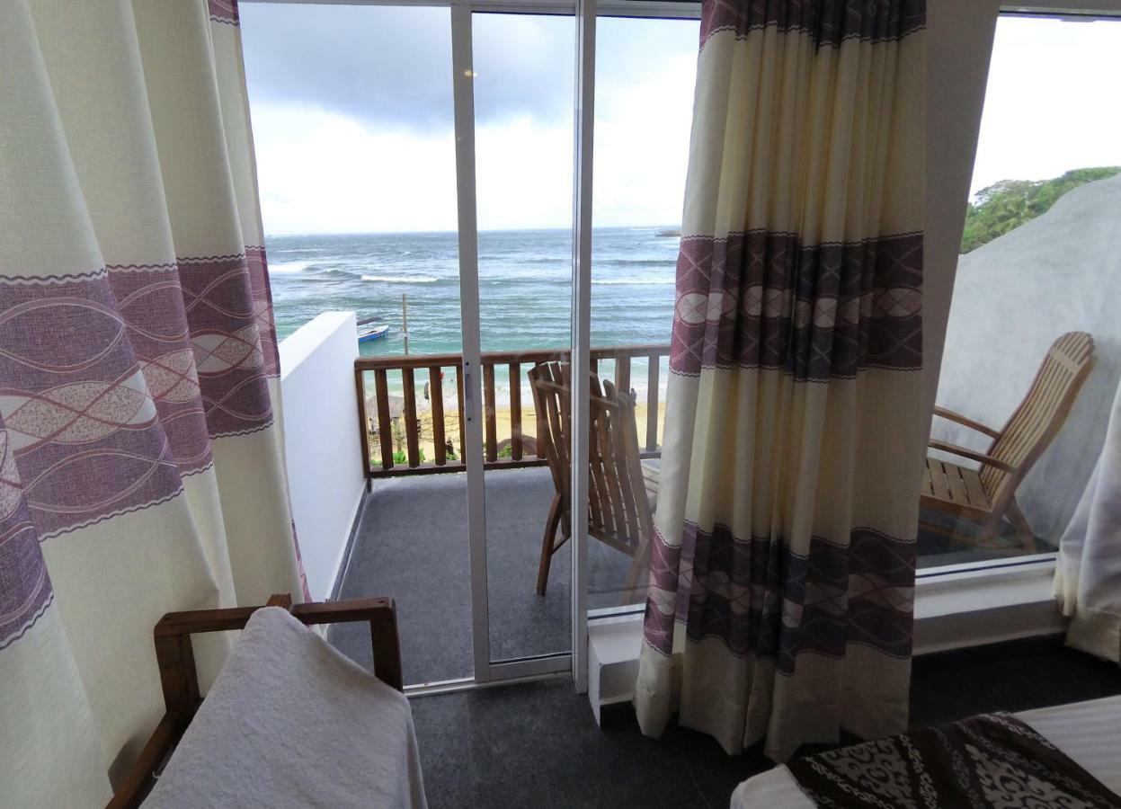 Wave Beach Resort Унаватуна Экстерьер фото