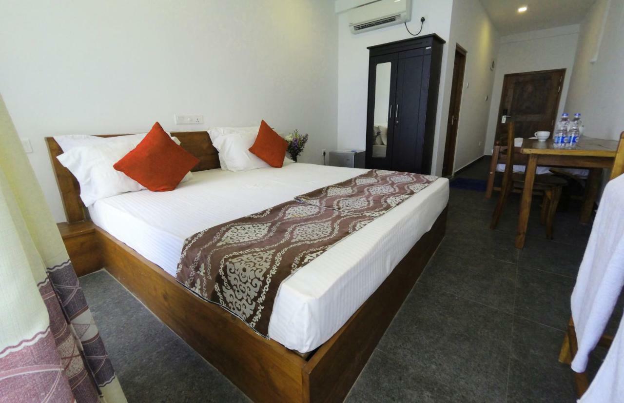Wave Beach Resort Унаватуна Экстерьер фото